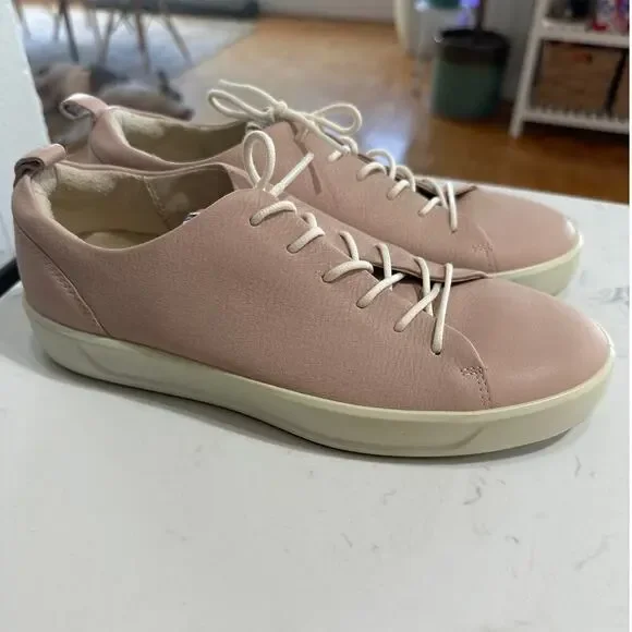 Ecco Women’s Gillian Leather Rose Dust Lace Up Sneakers, Size 8, Like New - Picture 3 of 6